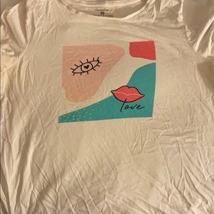 A shirt with a cute design 🥰